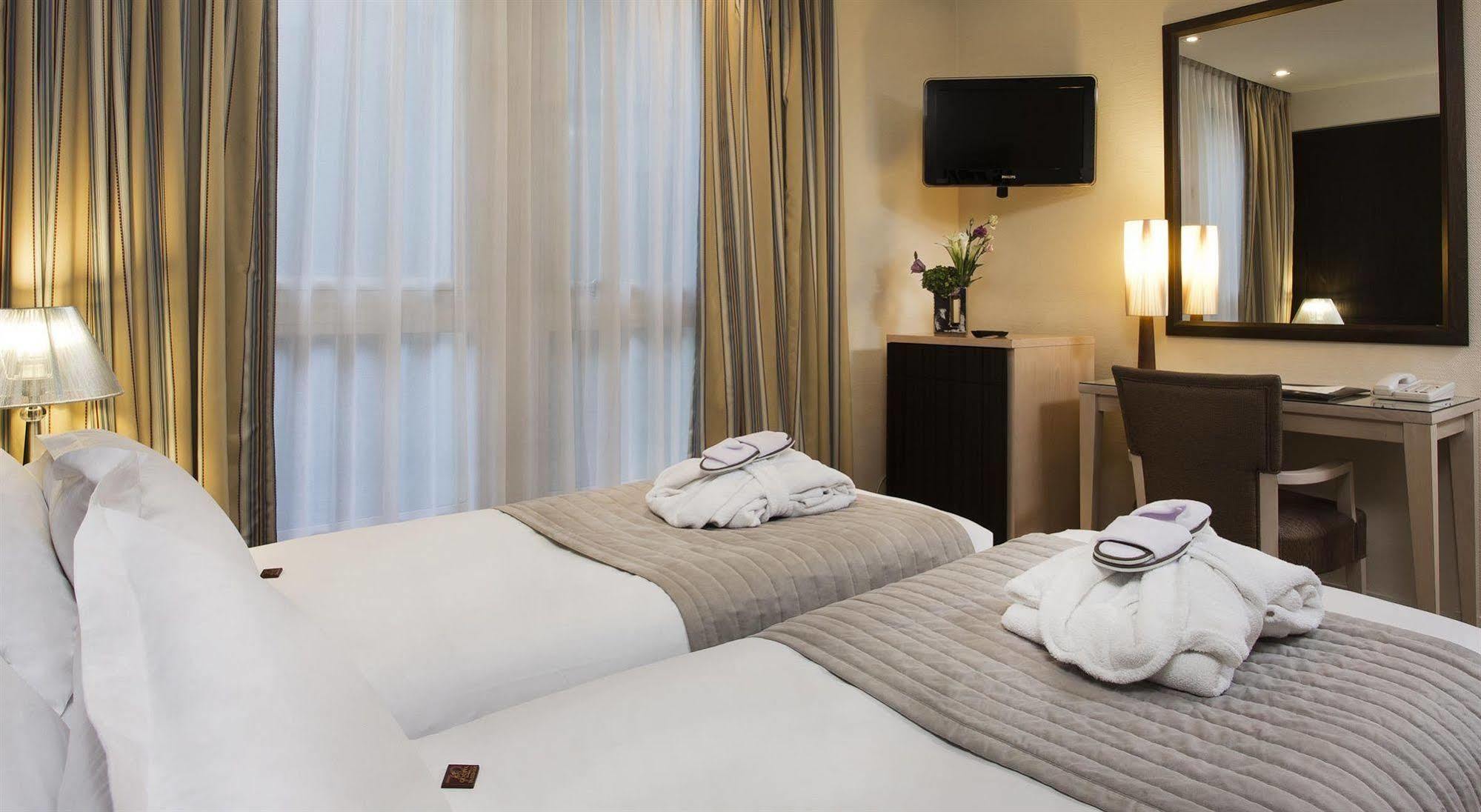 Hotel Le Pera Paris Cameră foto